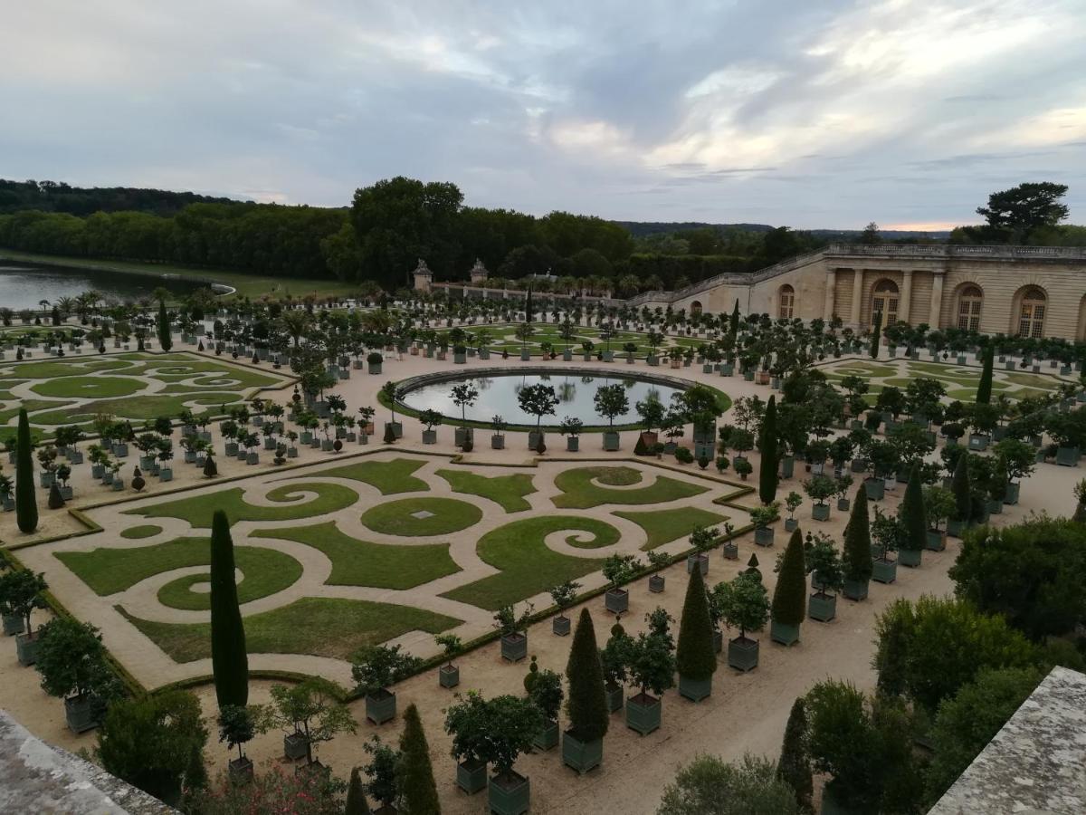 Maison D'Hotes Les Roses Tremieres サクレー エクステリア 写真